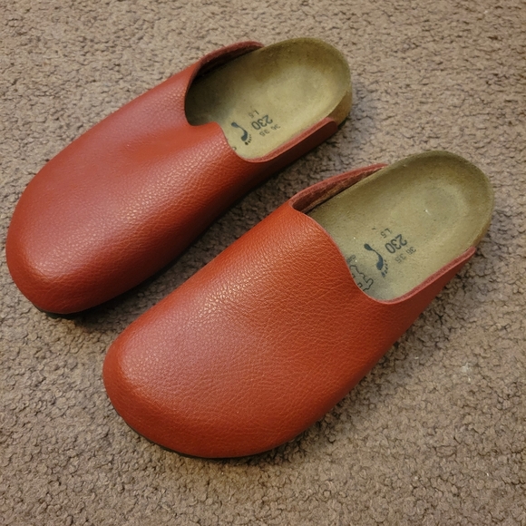 Birkenstock Shoes - Women's red clogs birkenstock birki's. Size 5